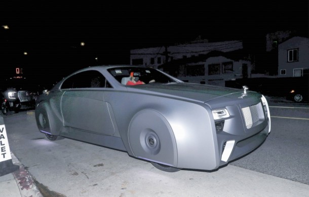 Məşhur müğənninin 122 milyonluq qeyri-adi avtomobili - FOTO